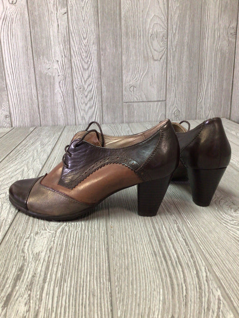 Regarde le Ciel oxford heel size 40